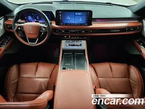 Lincoln Aviator, 2024 — миниатюра 7