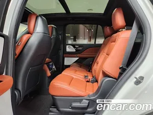 Lincoln Aviator, 2024 — миниатюра 11