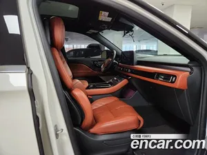 Lincoln Aviator, 2024 — миниатюра 12