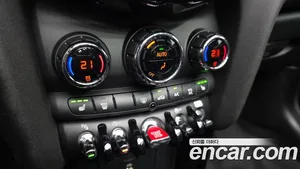 Mini Cooper Convertible, 2024 — миниатюра 16