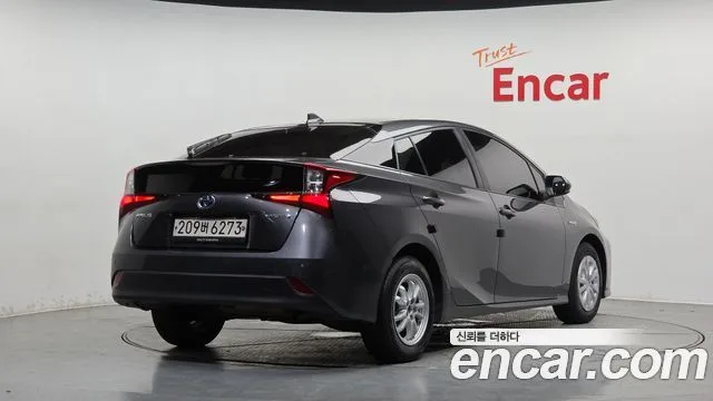 Toyota Prius, 2021 — фото автомобиля из Кореи