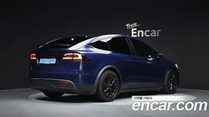 Tesla Model X, 2023 — миниатюра 1