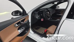 Mercedes-Benz E-Class, 2025 — миниатюра 13