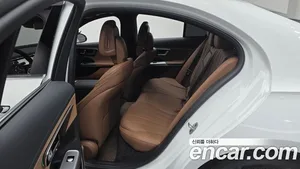 Mercedes-Benz E-Class, 2025 — миниатюра 17