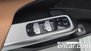 Mercedes-Benz E-Class, 2025 — миниатюра 28