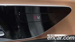 Mercedes-Benz E-Class, 2025 — миниатюра 30