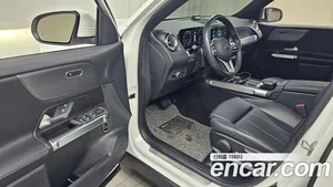 Mercedes-Benz GLB-Class, 2022 — миниатюра 13