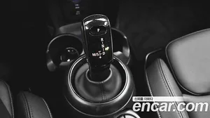 Mini Cooper, 2023 — миниатюра 5