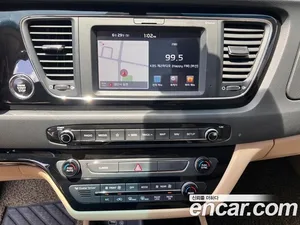 Kia Carnival, 2018 — миниатюра 17