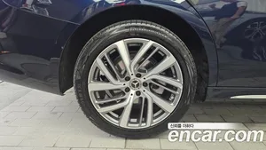 Mercedes-Benz E-Class, 2024 — миниатюра 5