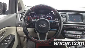Kia Carnival, 2015 — миниатюра 14