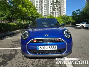 Mini Cooper Convertible, 2025 — миниатюра 15
