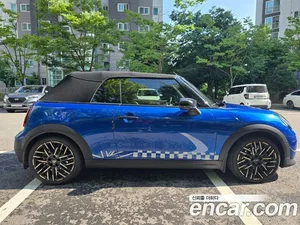 Mini Cooper Convertible, 2025 — миниатюра 18