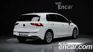 Volkswagen Golf, 2022 — миниатюра 2