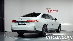 BMW 5-Series, 2025 — миниатюра 2