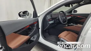 BMW 5-Series, 2025 — миниатюра 13