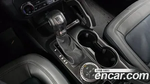 Ford Bronco, 2023 — миниатюра 12