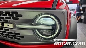 Ford Bronco, 2023 — миниатюра 8