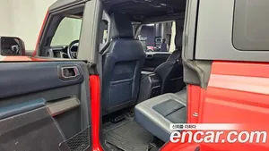 Ford Bronco, 2023 — миниатюра 16
