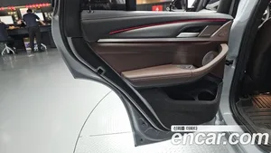 BMW X4, 2025 — миниатюра 15