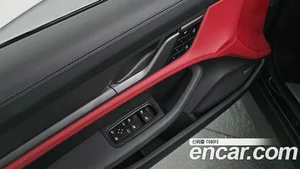 Porsche Taycan, 2025 — миниатюра 26