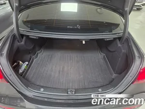 Mercedes-Benz E-Class, 2022 — миниатюра 11