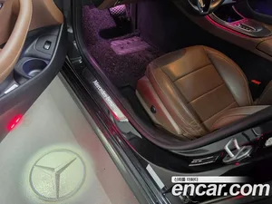 Mercedes-Benz E-Class, 2022 — миниатюра 13
