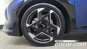 Kia EV4, 2025 — миниатюра 4