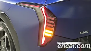 Kia EV4, 2025 — миниатюра 8