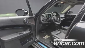 Mini Countryman, 2023 — миниатюра 13