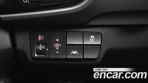 Kia Stonic, 2018 — миниатюра 17