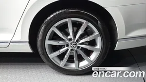Volkswagen Passat, 2022 — миниатюра 5