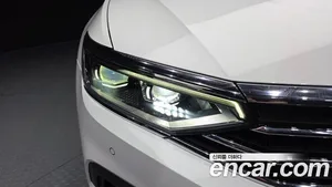 Volkswagen Passat, 2022 — миниатюра 8