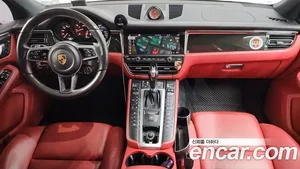 Porsche Macan, 2020 — миниатюра 10