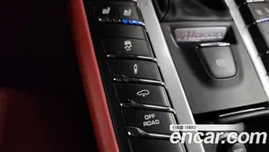 Porsche Macan, 2020 — миниатюра 18