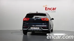 Kia Niro, 2018 — миниатюра 4