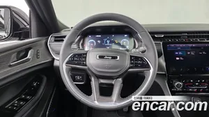 Jeep Cherokee, 2023 — миниатюра 12