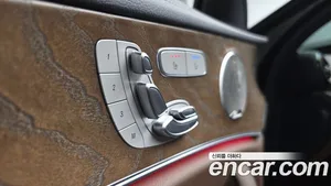 Mercedes-Benz E-Class, 2021 — миниатюра 28