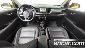 Kia Stonic, 2017 — миниатюра 7