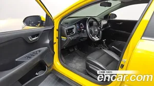 Kia Stonic, 2017 — миниатюра 10