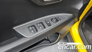 Kia Stonic, 2017 — миниатюра 18