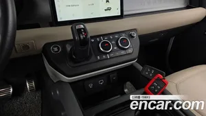 Land Rover Defender, 2021 — миниатюра 12