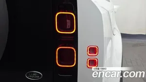 Land Rover Defender, 2021 — миниатюра 9