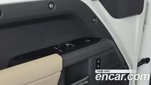 Land Rover Defender, 2021 — миниатюра 16