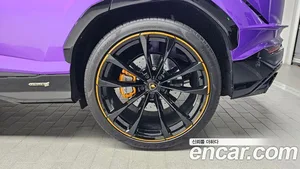 Lamborghini Urus, 2024 — миниатюра 7
