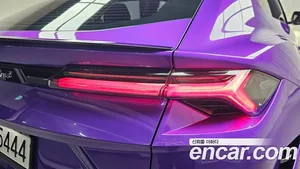 Lamborghini Urus, 2024 — миниатюра 9