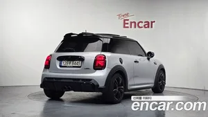 Mini Cooper, 2021 — миниатюра 1