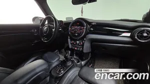 Mini Cooper, 2021 — миниатюра 9