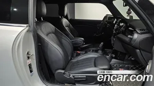 Mini Cooper, 2021 — миниатюра 15