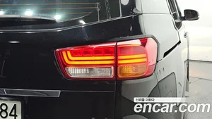 Kia Carnival, 2017 — миниатюра 9